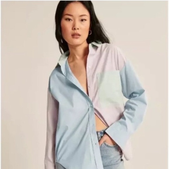 Abercrombie & Fitch Women's Oversized Poplin Colorblock Button-Up Shirt - Picture 1 of 5